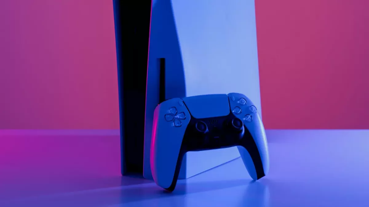 Face à la pénurie, Sony pourrait commercialiser une PS5 plus puissante dès 2022