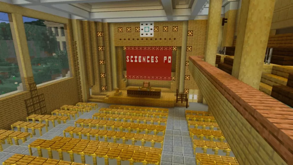 Minecraft : des étudiants recréent Sciences Po dans le jeu pour assister à leurs cours en visio