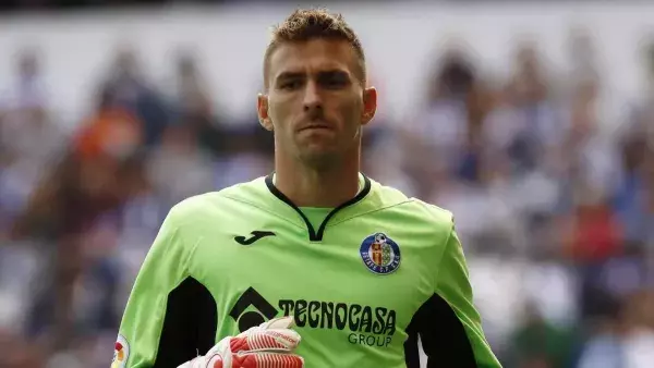 FIFA 19 - Vicente Guaita,  8 points