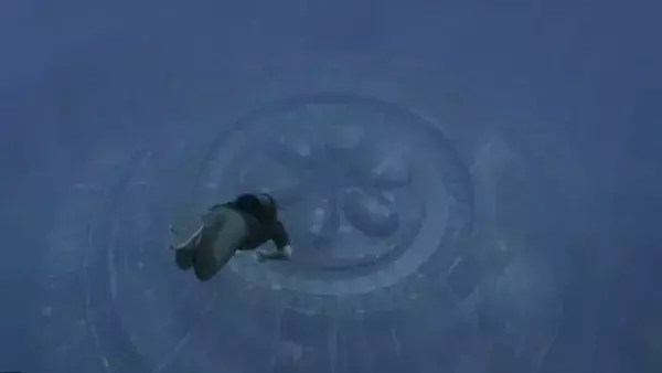 L'OVNI échoué dans la mer (GTA 5)