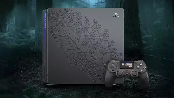 Playstation 4                    