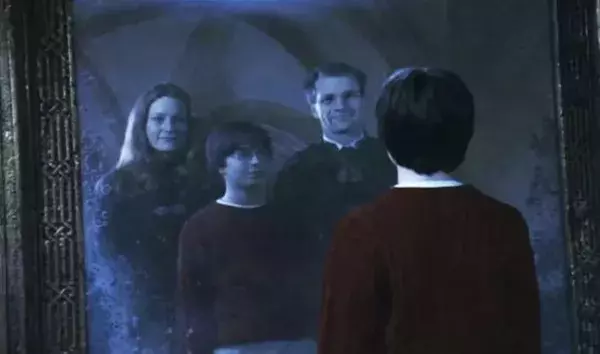 11. J.K. Rowling aurait pu interpréter la mère d'Harry Potter