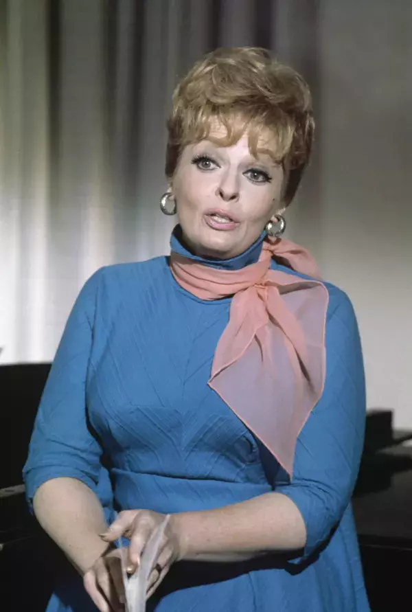 32. Carole Cook