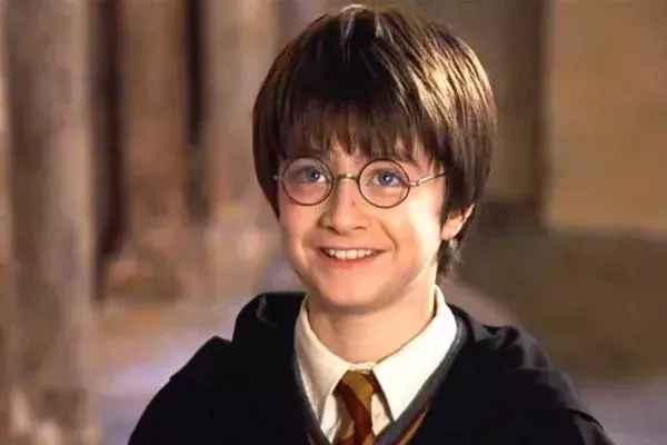 5. Pourquoi Harry a-t-il eu besoin de lunettes toute sa vie?