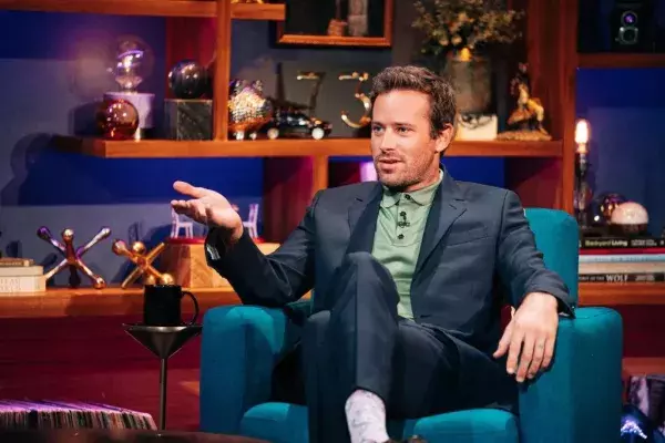 Armie Hammer a été accusé de cannibalisme ! 