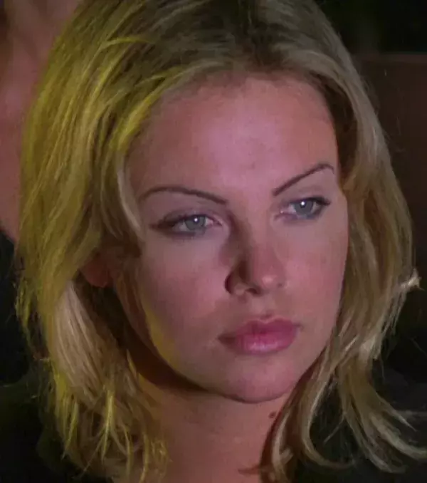 Charlize Theron dans Les démons du maïs 3