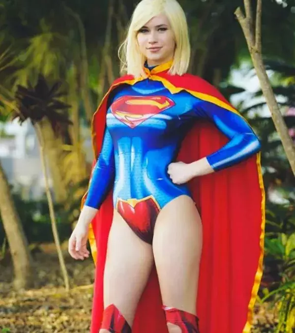 Cosplay Supergirl de D.C.