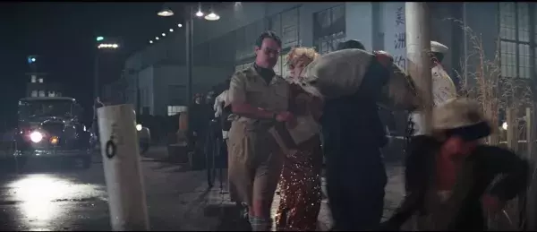 Dan Aykroyd et Indie sont dans un avion - Indiana Jones et le Temple Maudit