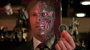 Double-Face aurait du être joué par un autre acteur