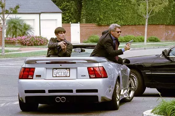 Harrison Ford et Josh Hartnett dans Hollywood Homicide 