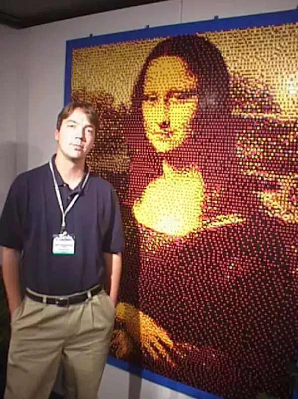 10. La Joconde version Lego, plus de 30.000 pièces