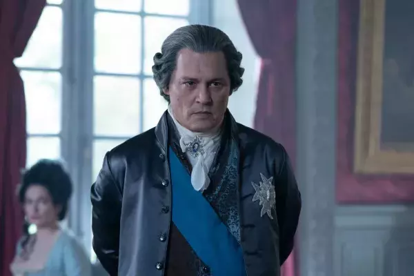 17. Johnny Depp était télévendeur