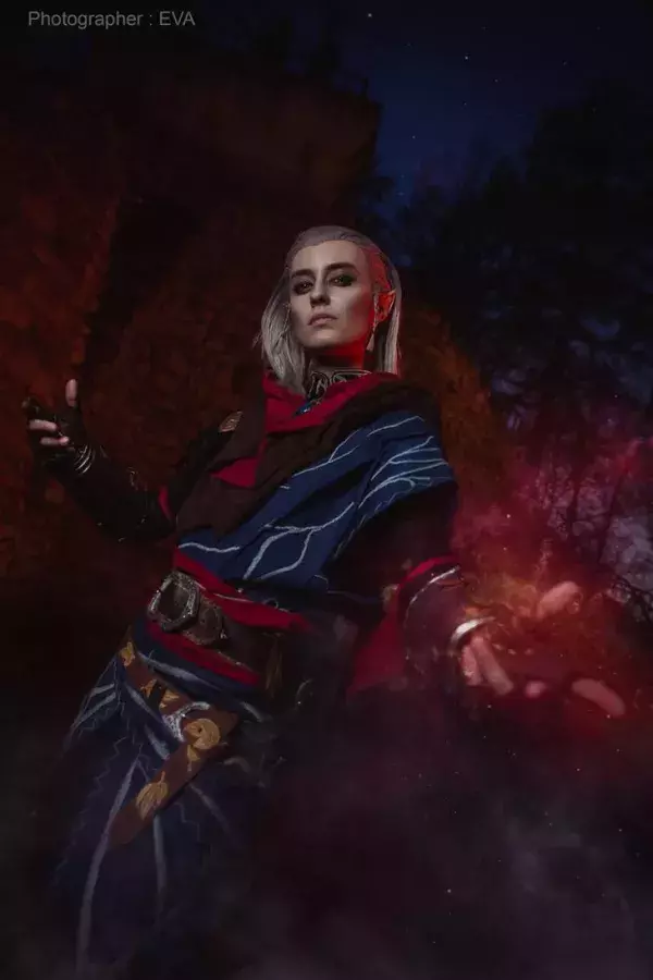 Le cosplay d'Avallac'h par Renshuher