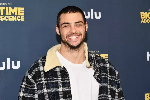 Noah Centineo 