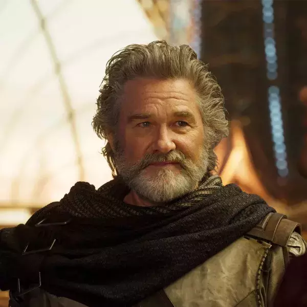 Numéro 6 : Ego (interprété par Kurt Russell)                                                        