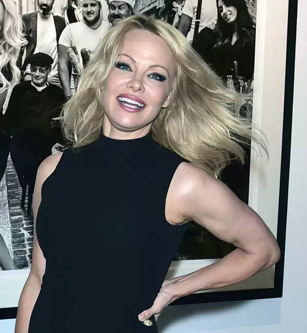 Pamela Anderson 
