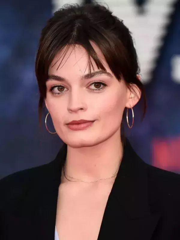 Emma Mackey                  