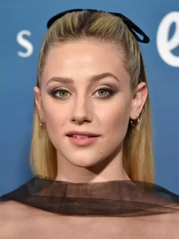 Lili Reinhart                     